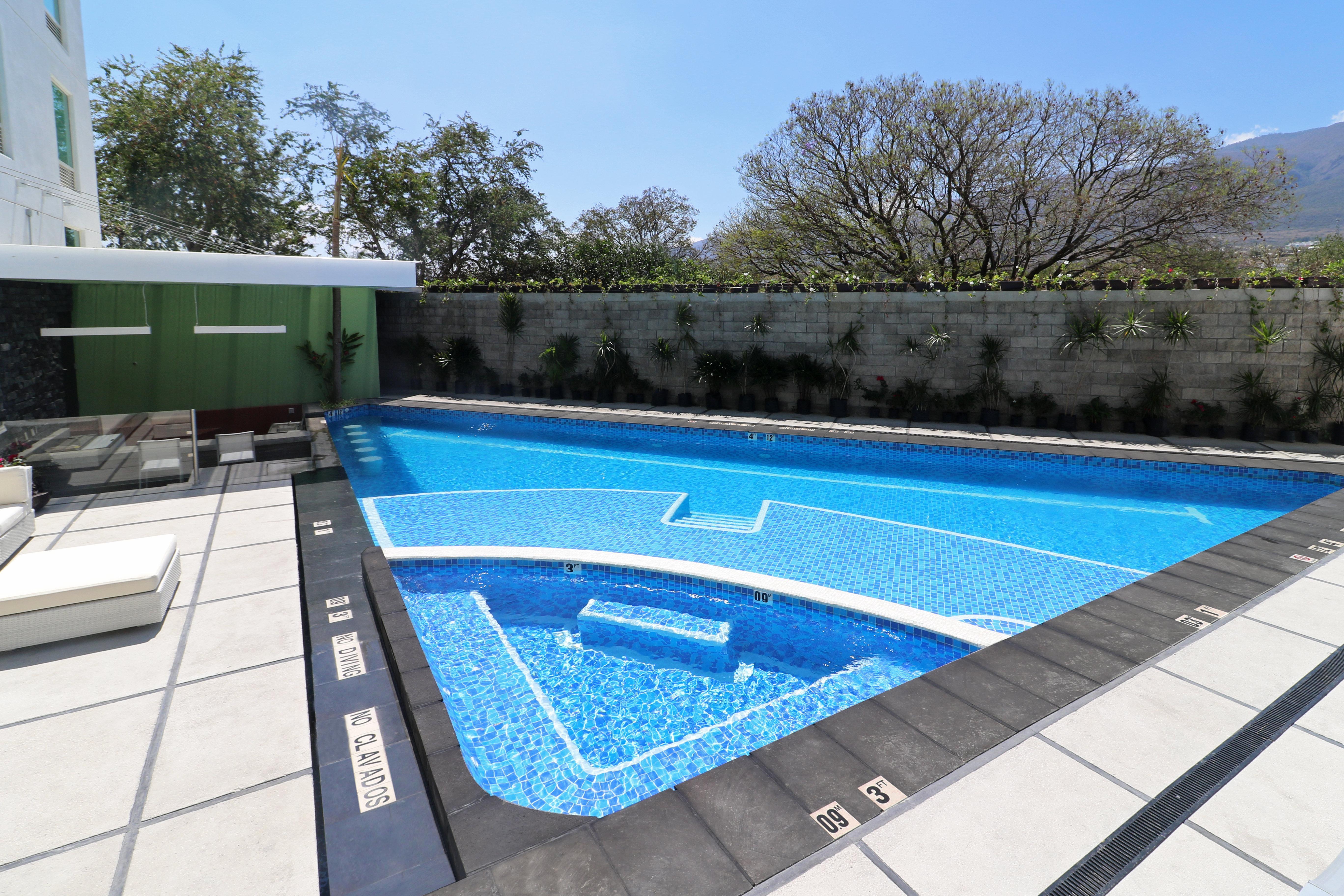 Chilpancingo de los Bravos Holiday Inn - Chilpancingo, An Ihg Hotel מראה חיצוני תמונה