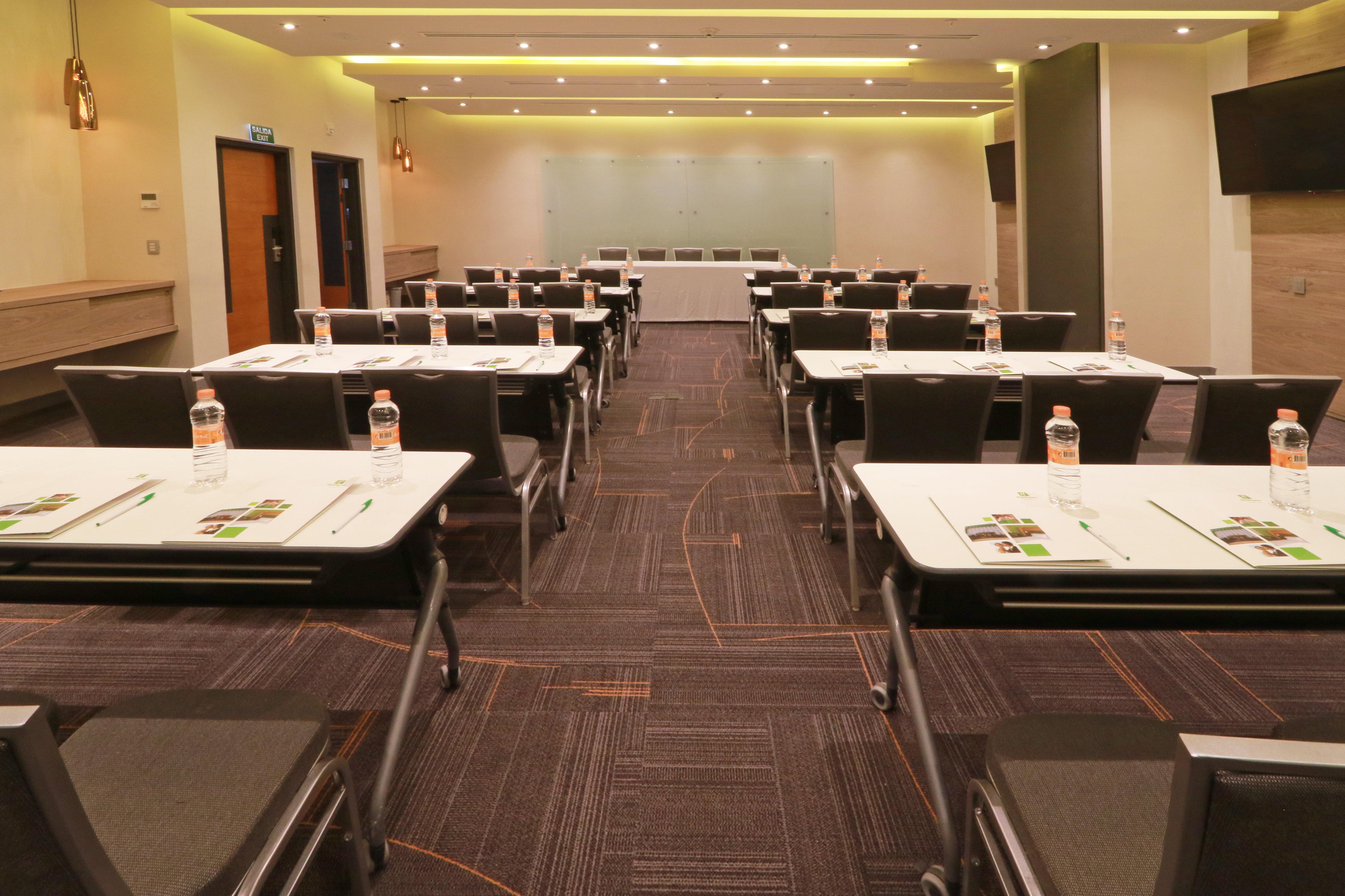 Chilpancingo de los Bravos Holiday Inn - Chilpancingo, An Ihg Hotel מראה חיצוני תמונה
